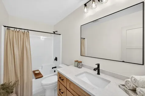 915 7th Avenue Wanamingo MN 55983