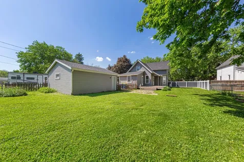 727 Division Street W Faribault MN 55021