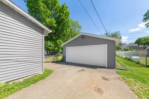 727 Division Street W Faribault MN 55021