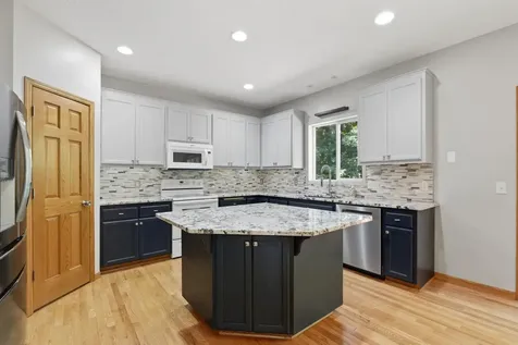 9142 Woodland Drive Saint Bonifacius MN 55375