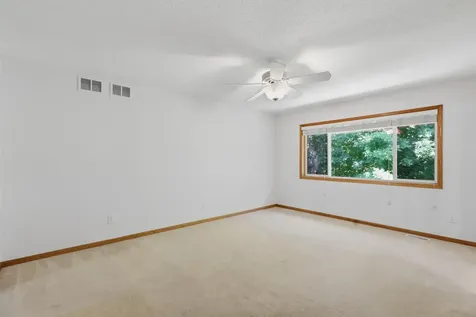 9142 Woodland Drive Saint Bonifacius MN 55375
