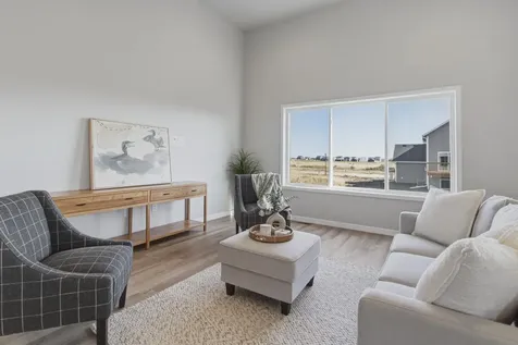 6723 Deer Creek Loop Horace ND 58047