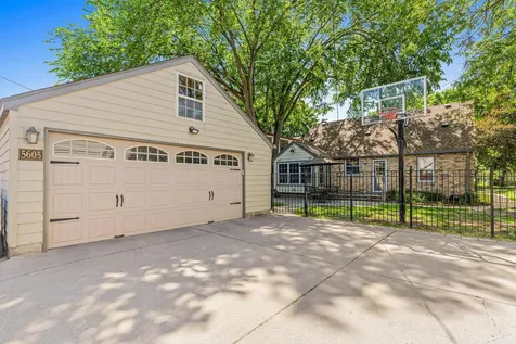 5605 Elliot Avenue Minneapolis MN 55417