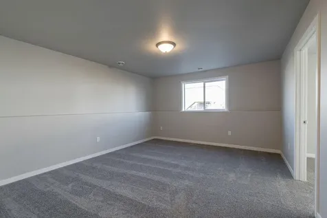 6211 87th Avenue S Horace ND 58047