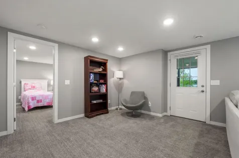 6757 Newcomb Avenue NW Annandale MN 55302