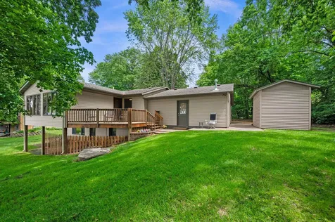 6757 Newcomb Avenue NW Annandale MN 55302
