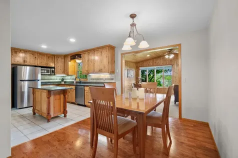 6757 Newcomb Avenue NW Annandale MN 55302