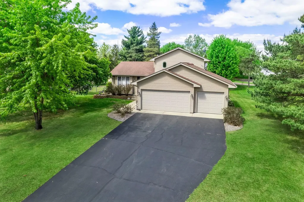 14378 Eagle Street NW Andover MN 55304