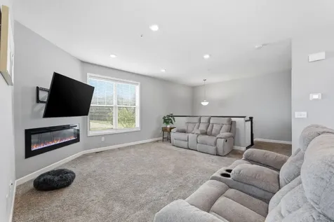 7077 Rice Creek Place NE Fridley MN 55432