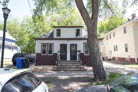 1005-1007 12th Street N Fargo ND 58102