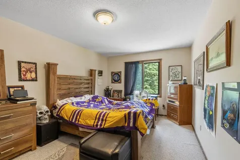 4222 Bridgewood Terrace Vadnais Heights MN 55127