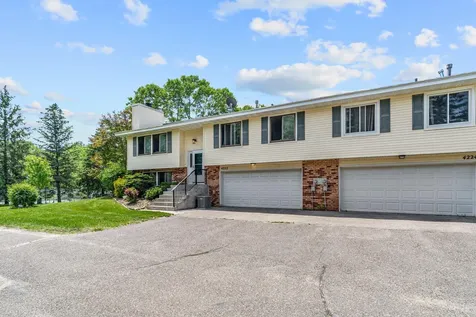 4222 Bridgewood Terrace Vadnais Heights MN 55127