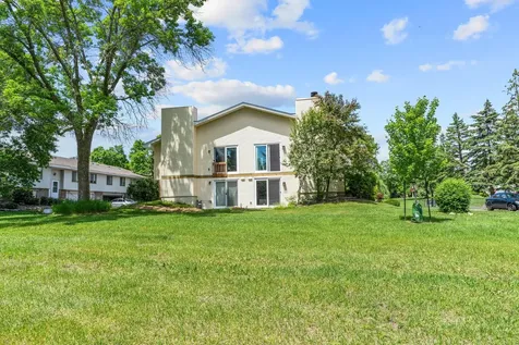 4222 Bridgewood Terrace Vadnais Heights MN 55127