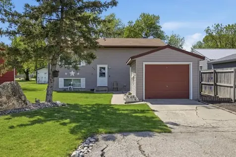 406 3rd Avenue Mapleton ND 58059