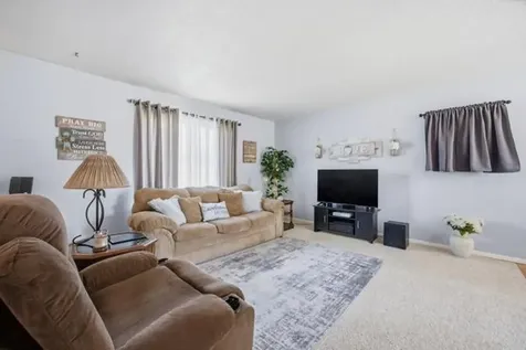 406 3rd Avenue Mapleton ND 58059