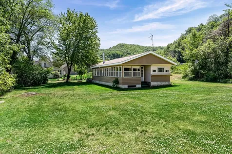25066 Gull Lane Winona MN 55987