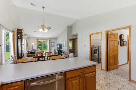 1096 Prairie View Drive SW Hutchinson MN 55350