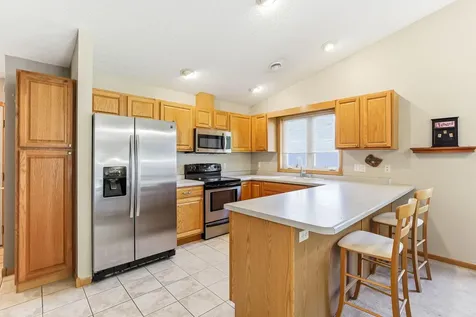 1096 Prairie View Drive SW Hutchinson MN 55350