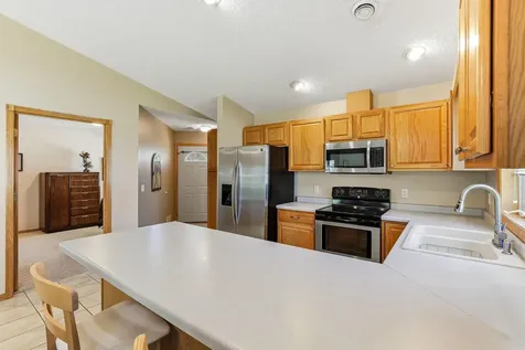 1096 Prairie View Drive SW Hutchinson MN 55350