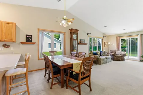 1096 Prairie View Drive SW Hutchinson MN 55350