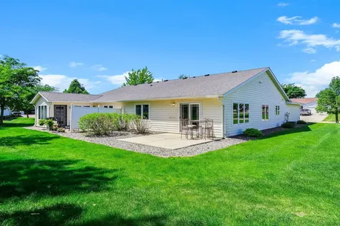 1096 Prairie View Drive SW Hutchinson MN 55350