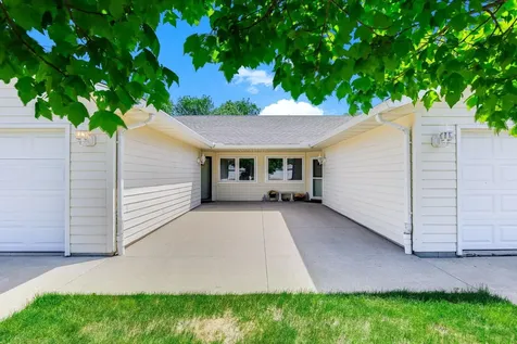 1096 Prairie View Drive SW Hutchinson MN 55350