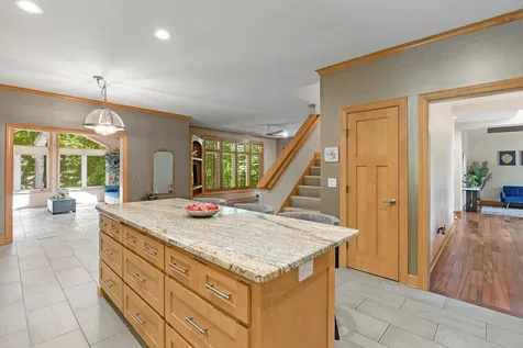 1228 Wildwood Way Chaska MN 55318