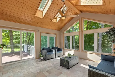 1228 Wildwood Way Chaska MN 55318