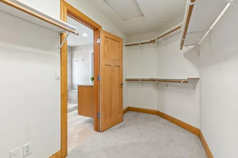 1228 Wildwood Way Chaska MN 55318
