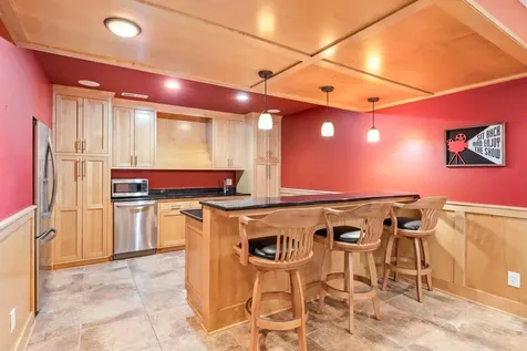 1228 Wildwood Way Chaska MN 55318