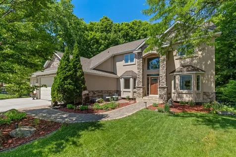 1228 Wildwood Way Chaska MN 55318