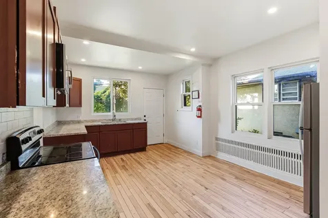 852 Ashland Avenue Saint Paul MN 55104