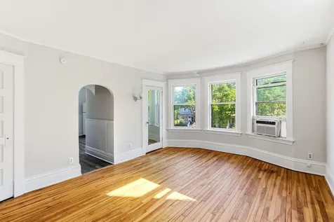 852 Ashland Avenue Saint Paul MN 55104