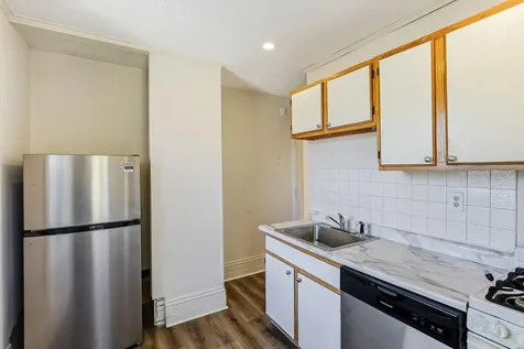 852 Ashland Avenue Saint Paul MN 55104