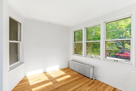 852 Ashland Avenue Saint Paul MN 55104