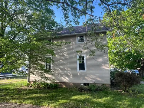 536 Gambia Avenue Wabasha MN 55981