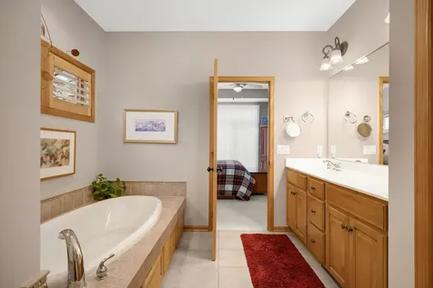6460 Ivy Way Edina MN 55436