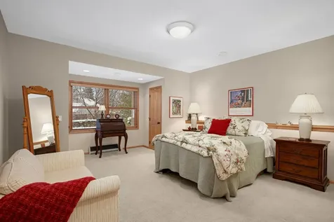 6460 Ivy Way Edina MN 55436