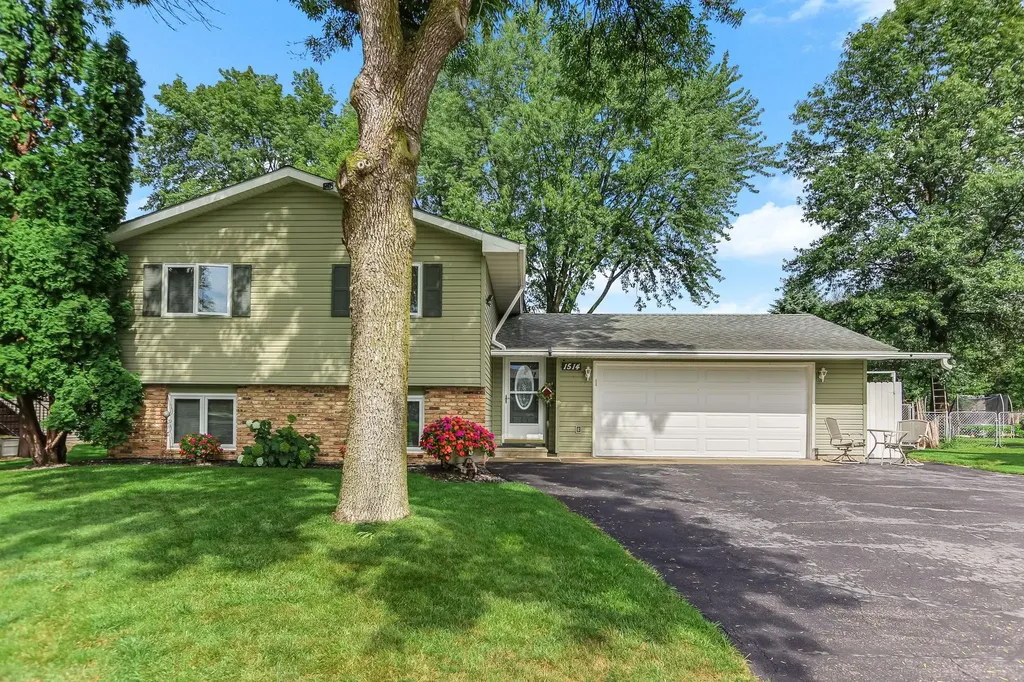 1514 15th Street W Hastings MN 55033