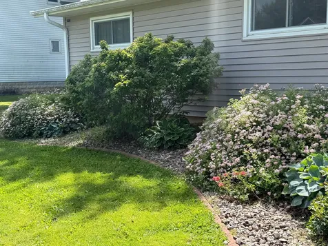 409 3rd Street NE Grand Meadow MN 55936