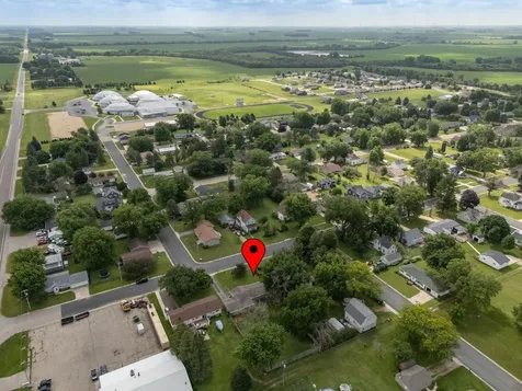 409 3rd Street NE Grand Meadow MN 55936