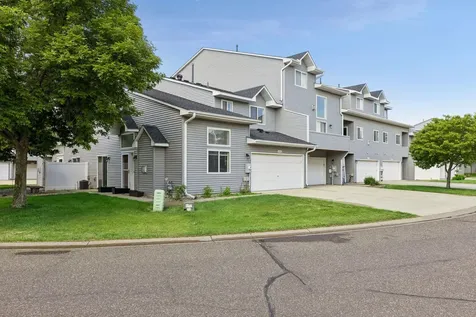 670 Kingfisher Lane Woodbury MN 55125