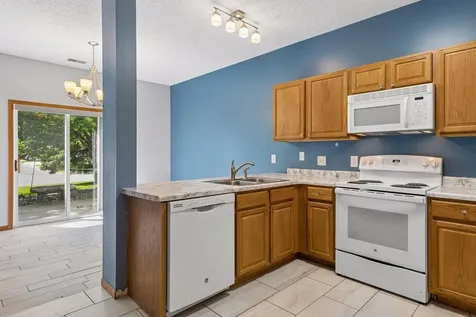 670 Kingfisher Lane Woodbury MN 55125
