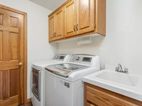 15930 38th Avenue N Plymouth MN 55446