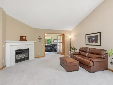 15930 38th Avenue N Plymouth MN 55446