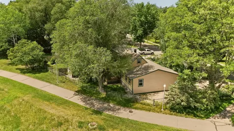 610 10th Street NW Rochester MN 55901