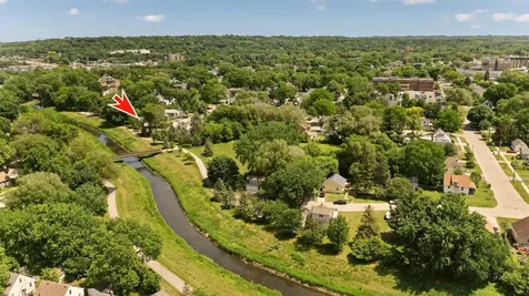 610 10th Street NW Rochester MN 55901