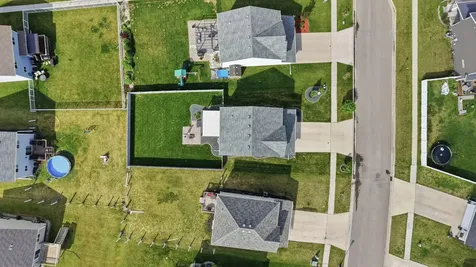829 Cathy Drive W West Fargo ND 58078