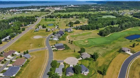 524 Cottonwood Circle Lake City MN 55041