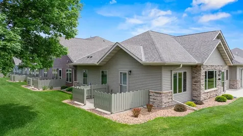 1626 Thunderbird Road Marshall MN 56258